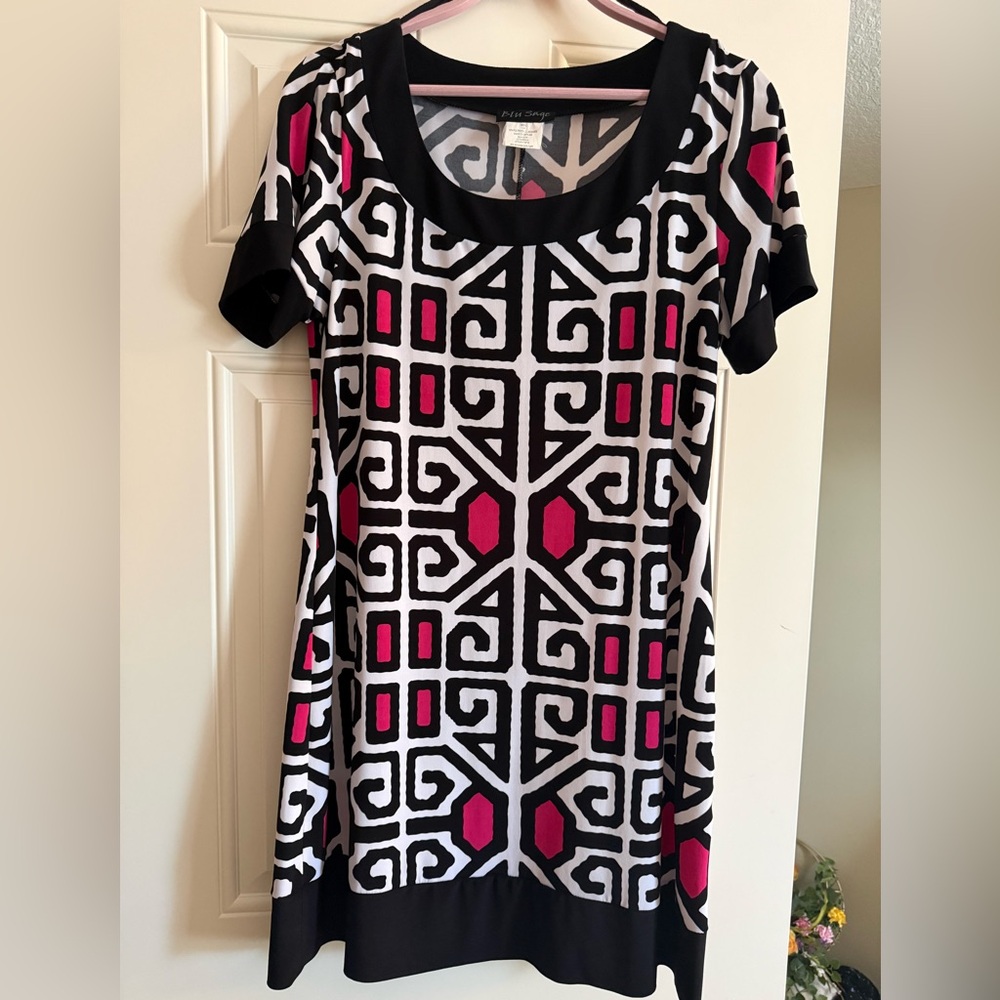 Blu Sage Black and Pink Geometric Dress